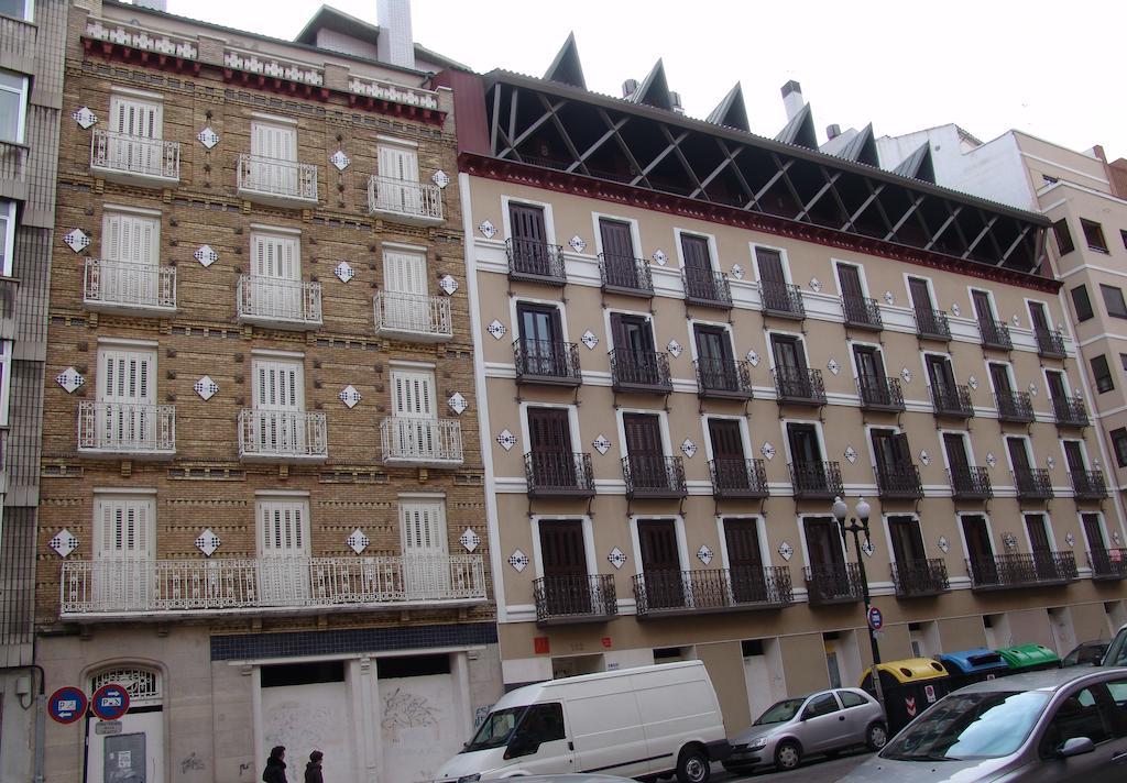 Apartamentos Zaragoza Coso Exterior photo